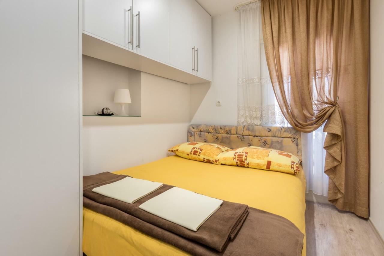 Apartments Ivan Kaštela Buitenkant foto