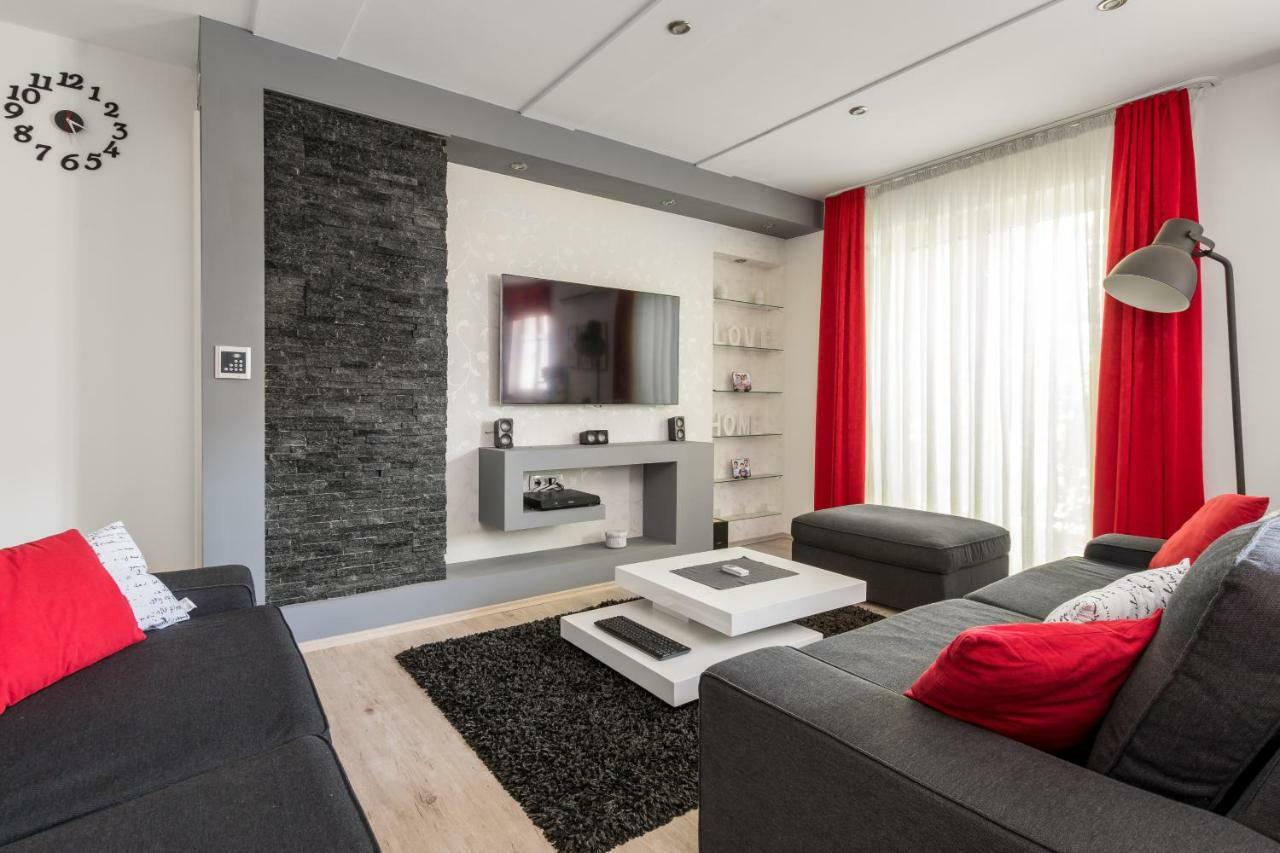 Apartments Ivan Kaštela Buitenkant foto