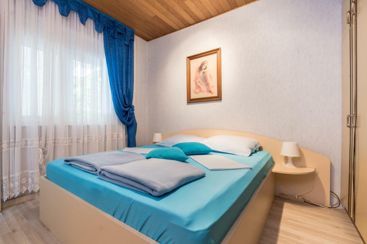 Apartments Ivan Kaštela Buitenkant foto